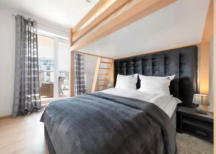 Blue Mare Polanki Park Tropical E208 *